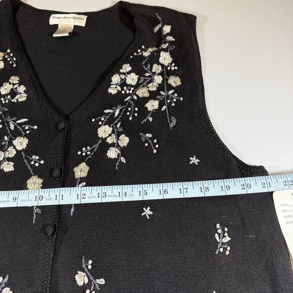 Vintage 90s Floral Embroidered Granny Boho Coastal Cottage Vest - Black Wms L - Picture 7 of 8